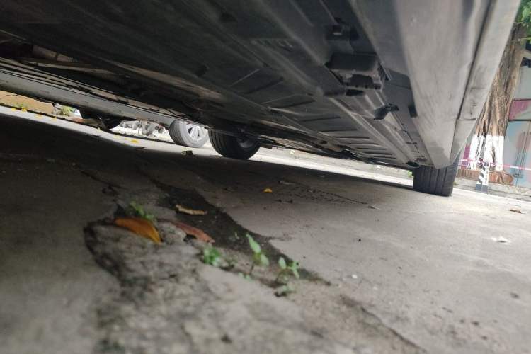 Used Mercedes-Benz E-Class 2016 E 200 L Sport Edition Chassis Rear Right