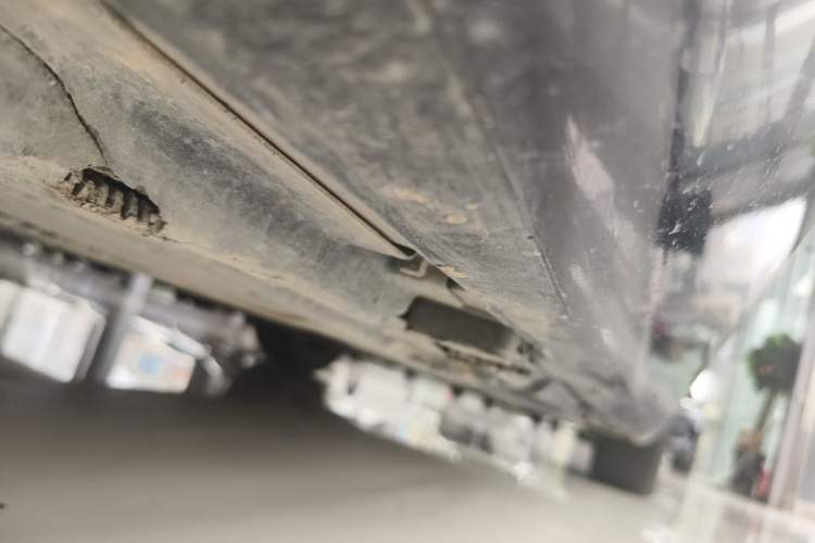 Used Mercedes-Benz E-Class 2016 E 300 L Luxury Model Chassis Rear Right