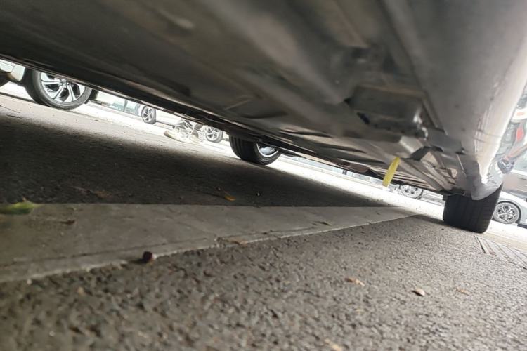 Used Mercedes-Benz E-Class 2016 E 200 L Sport Edition Chassis Rear Right