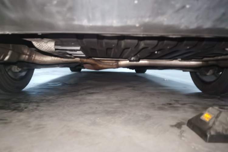Used Mercedes-Benz E-Class 2016 E 200 L Sport Edition Chassis Rear