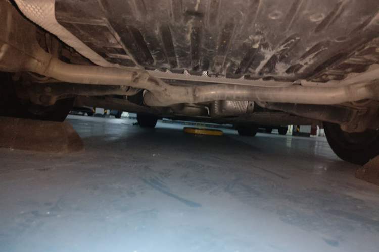 Used Mercedes-Benz E-Class 2016 E 200 L Chassis Rear