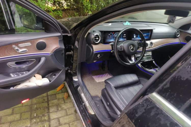 Used Mercedes-Benz E-Class 2016 E 200 L Driver Seat