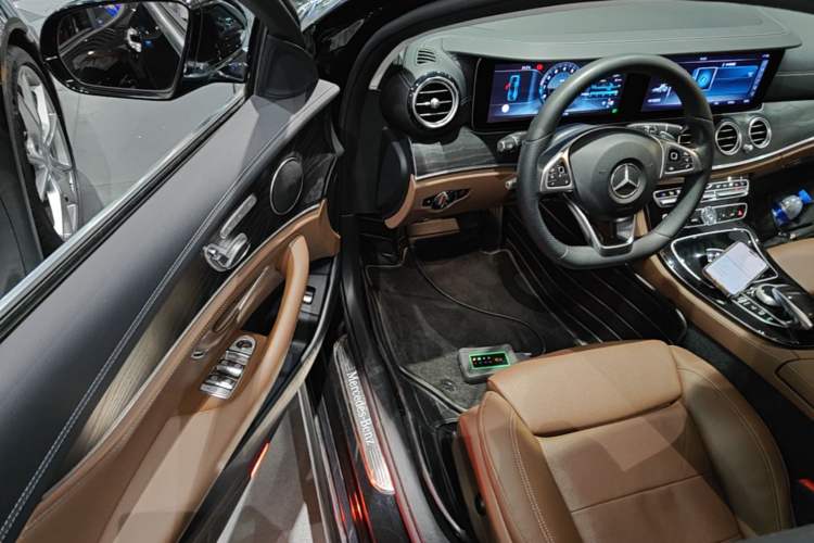 Used Mercedes-Benz E-Class 2016 E 200 L Sport Edition Driver Seat