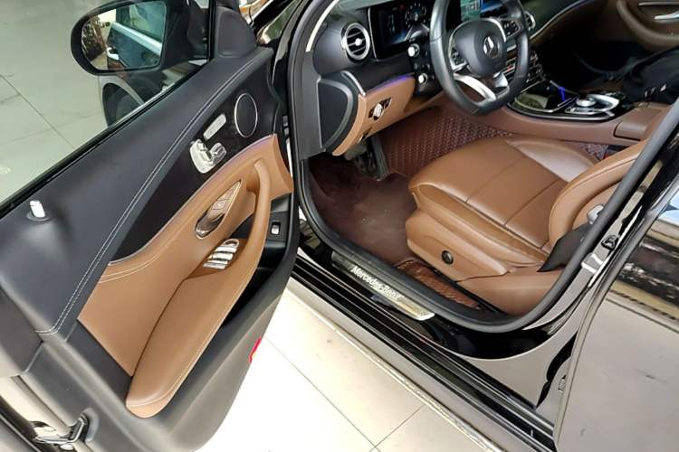 Used Mercedes-Benz E-Class 2016 E 300 L Sporty and Stylish Model Driver Seat