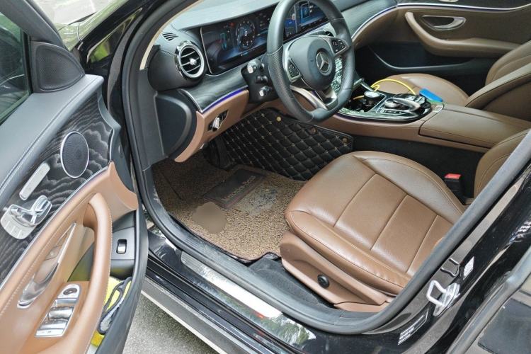 Used Mercedes-Benz E-Class 2016 E 300 L Sporty and Stylish Model Driver Seat