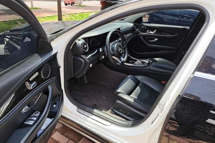 Used Mercedes-Benz E-Class 2016 E 200 L Sport Edition Driver Seat