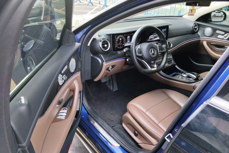 Used Mercedes-Benz E-Class 2016 E 300 L Sporty and Stylish Model Driver Seat