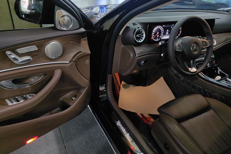 Used Mercedes-Benz E-Class 2016 E 200 L Driver Seat