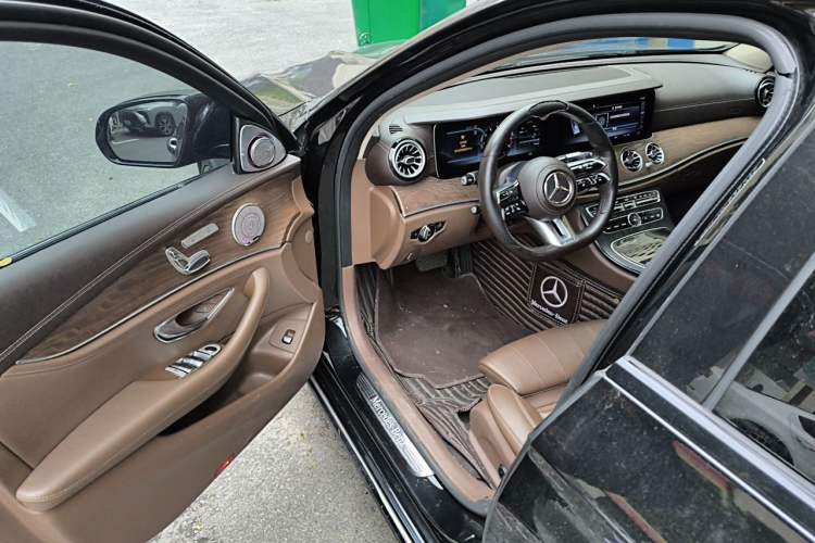 Used Mercedes-Benz E-Class 2016 E 200 L Driver Seat