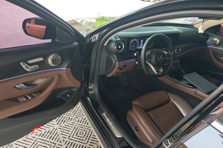 Used Mercedes-Benz E-Class 2016 E 200 L Sport Edition Driver Seat