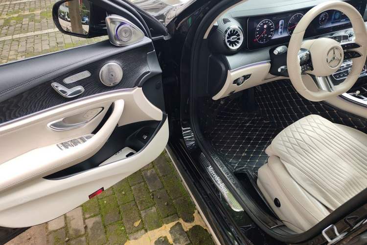 Used Mercedes-Benz E-Class 2016 E 200 L Sport Edition Driver Seat