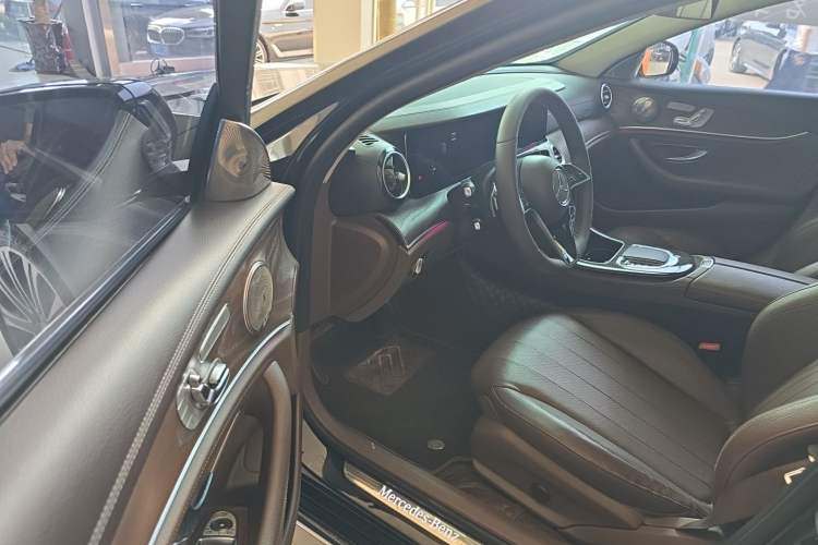 Used Mercedes-Benz E-Class 2016 E 300 L Luxury Model Driver Seat