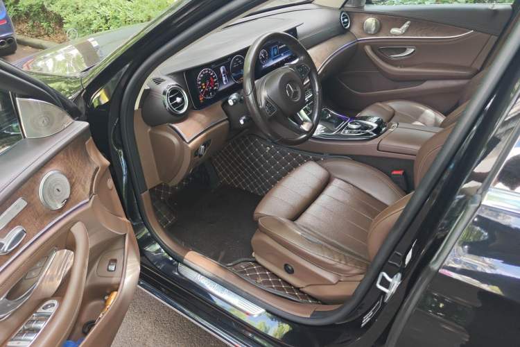 Used Mercedes-Benz E-Class 2016 E 200 L Driver Seat