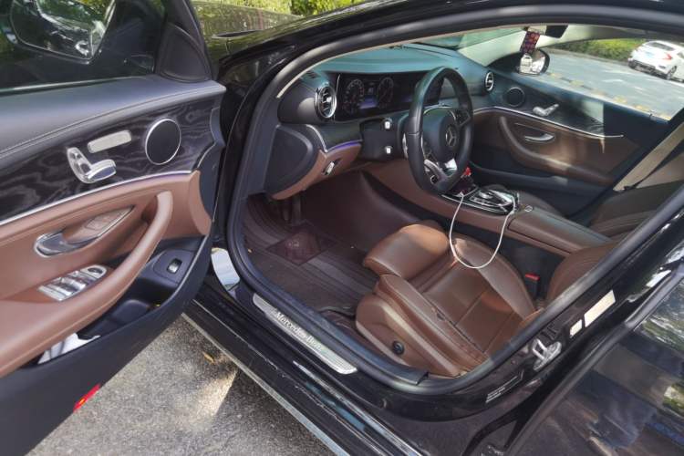 Used Mercedes-Benz E-Class 2016 E 200 L Sport Edition Driver Seat