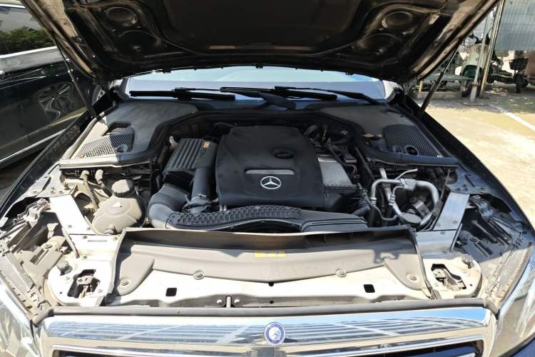 Used Mercedes-Benz E-Class 2016 E 300 L Luxury Model Engine Bay