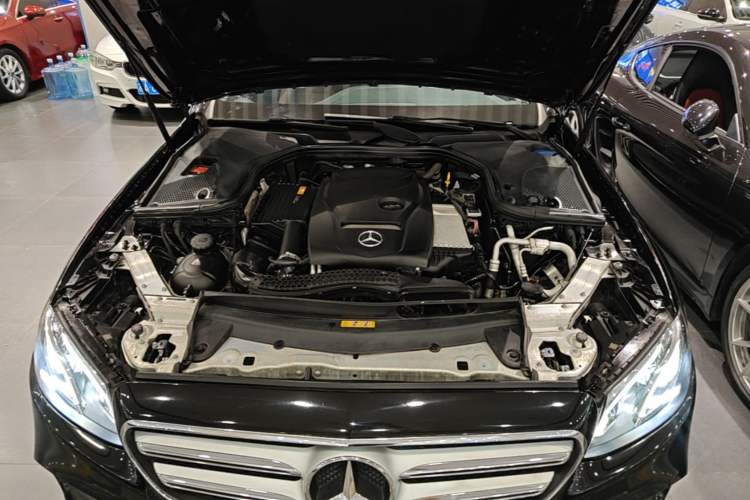 Used Mercedes-Benz E-Class 2016 E 200 L Sport Edition Engine Bay