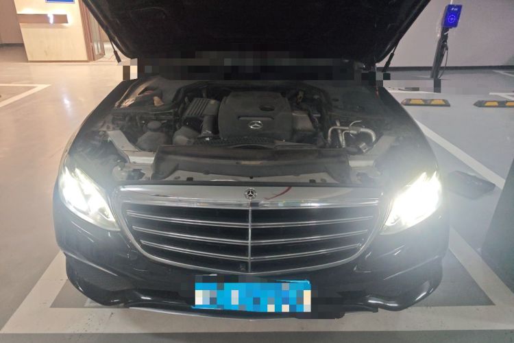 Used Mercedes-Benz E-Class 2016 E 200 L Engine Bay