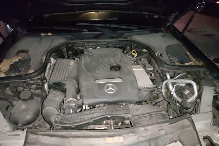 Used Mercedes-Benz E-Class 2016 E 300 L Stylish Model Engine Bay