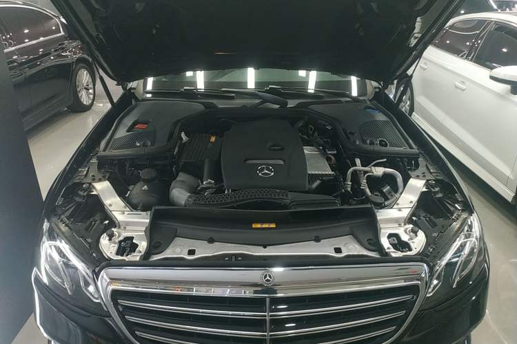 Used Mercedes-Benz E-Class 2016 E 300 L Stylish Model Engine Bay