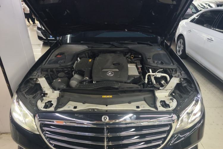 Used Mercedes-Benz E-Class 2016 E 200 L Sport Edition Engine Bay