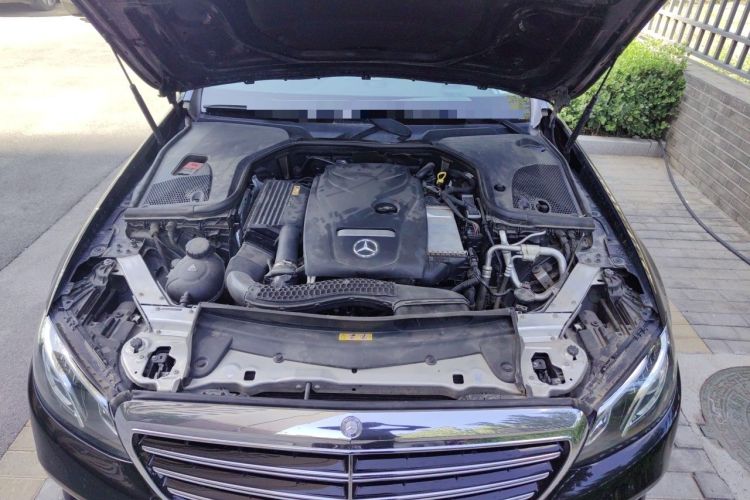 Used Mercedes-Benz E-Class 2016 E 300 L Luxury Model Engine Bay