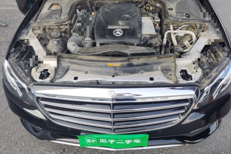 Used Mercedes-Benz E-Class 2016 E 200 L Engine Bay