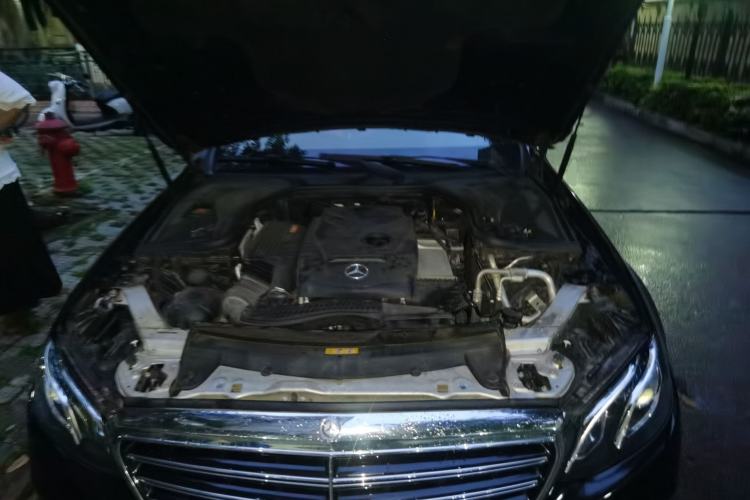 Used Mercedes-Benz E-Class 2016 E 300 L Stylish Model Engine Bay