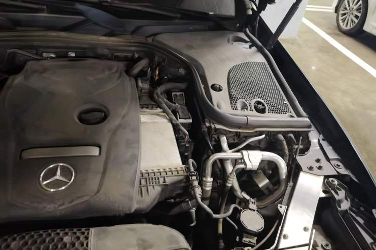 Used Mercedes-Benz E-Class 2016 E 300 L Stylish Model Engine Bay Left