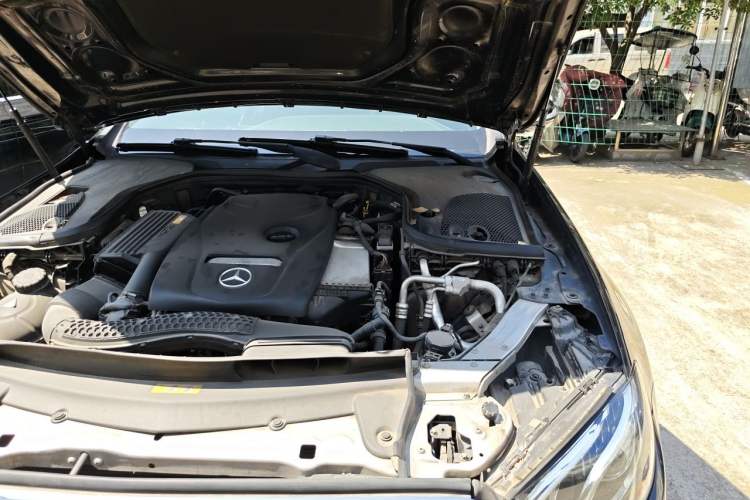 Used Mercedes-Benz E-Class 2016 E 300 L Luxury Model Engine Bay Left