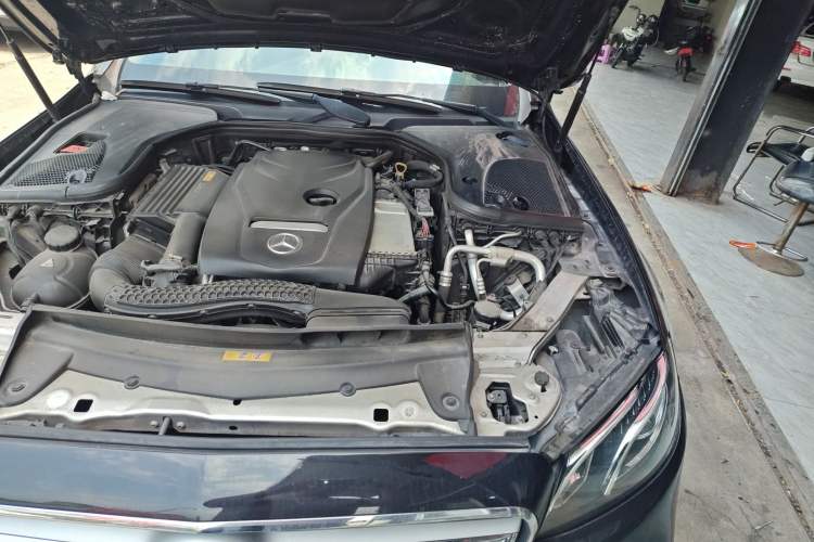 Used Mercedes-Benz E-Class 2016 E 200 L Sport Edition Engine Bay Left