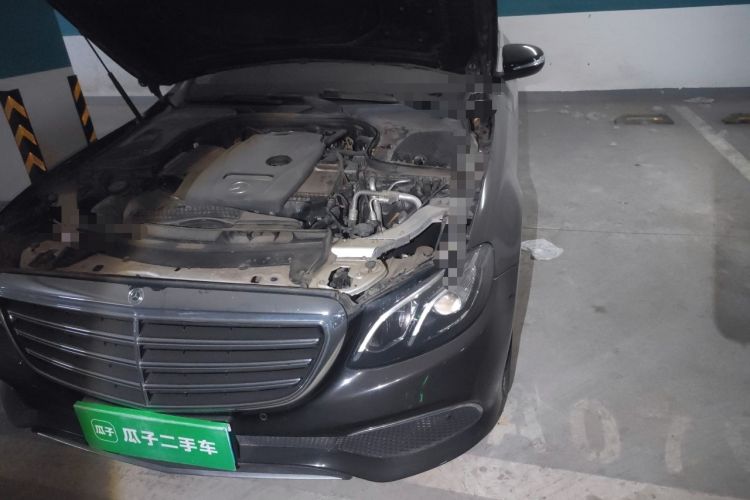 Used Mercedes-Benz E-Class 2016 E 200 L Engine Bay Left
