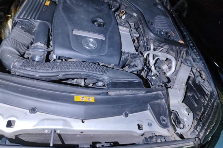 Used Mercedes-Benz E-Class 2016 E 300 L Stylish Model Engine Bay Left