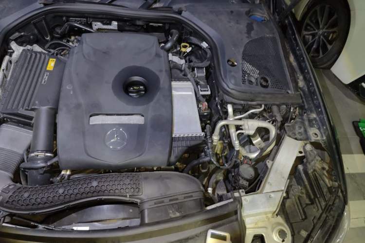 Used Mercedes-Benz E-Class 2016 E 200 L Sport Edition Engine Bay Left