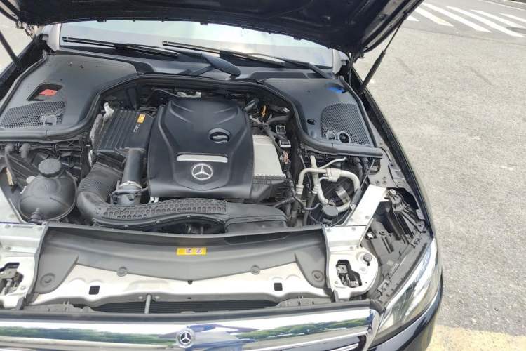 Used Mercedes-Benz E-Class 2016 E 300 L Stylish Model Engine Bay Left