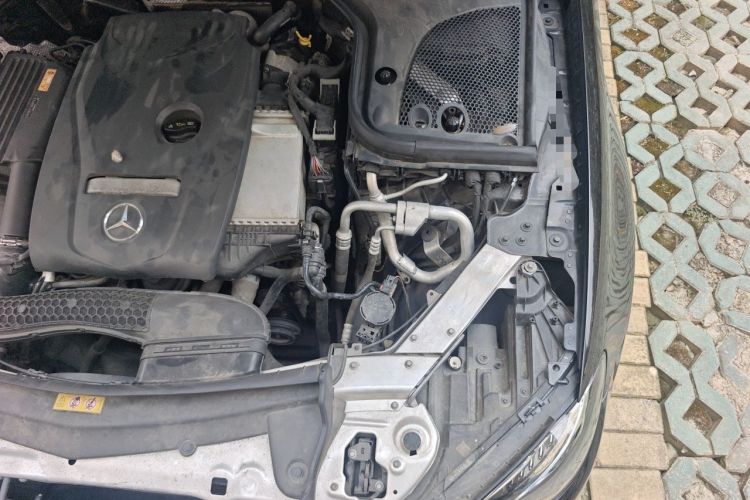 Used Mercedes-Benz E-Class 2016 E 300 L Luxury Model Engine Bay Left