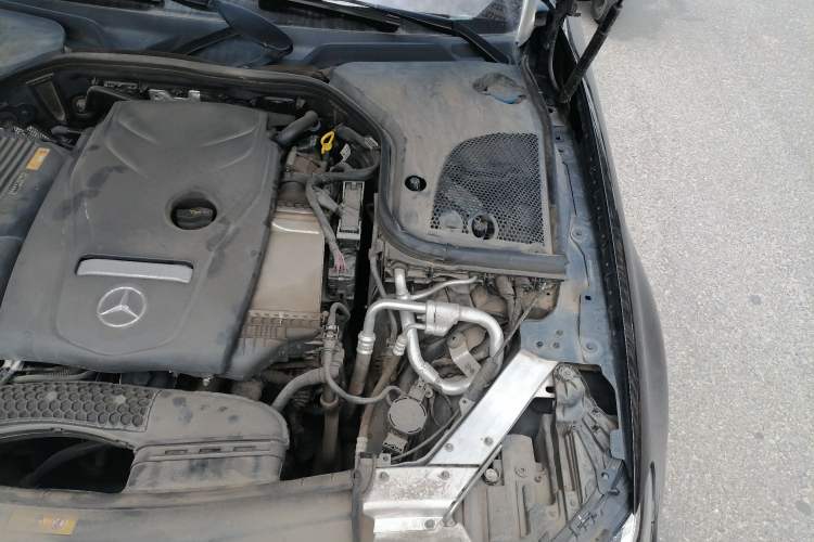 Used Mercedes-Benz E-Class 2016 E 300 L Stylish Model Engine Bay Left
