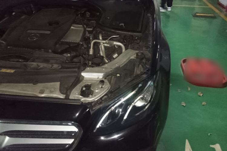 Used Mercedes-Benz E-Class 2016 E 200 L Sport Edition Engine Bay Left