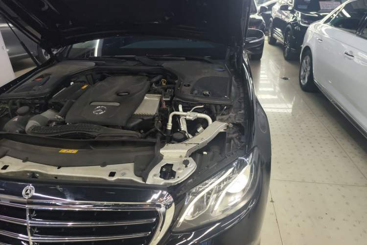 Used Mercedes-Benz E-Class 2016 E 200 L Sport Edition Engine Bay Left