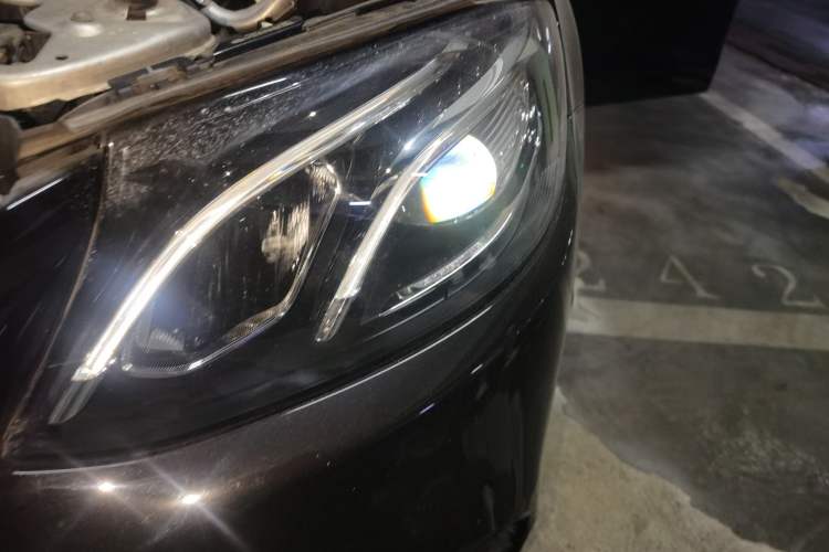 Used Mercedes-Benz E-Class 2016 E 300 L Sporty and Stylish Model Engine Bay Left