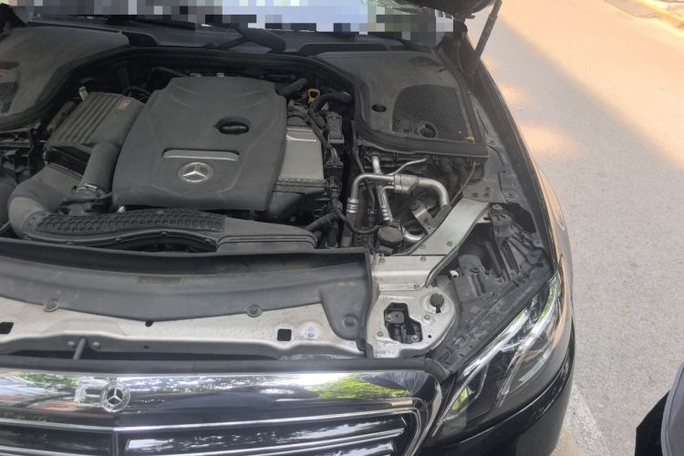 Used Mercedes-Benz E-Class 2016 E 200 L Engine Bay Left