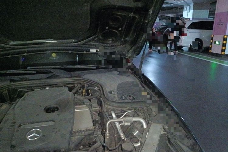 Used Mercedes-Benz E-Class 2016 E 200 L Engine Bay Left