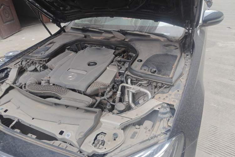 Used Mercedes-Benz E-Class 2016 E 200 L Sport Edition Engine Bay Left