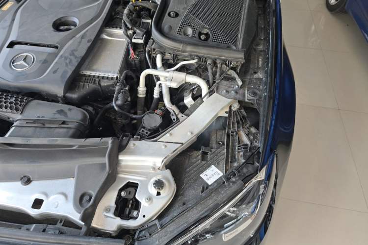 Used Mercedes-Benz E-Class 2016 E 300 L Luxury Model Engine Bay Left