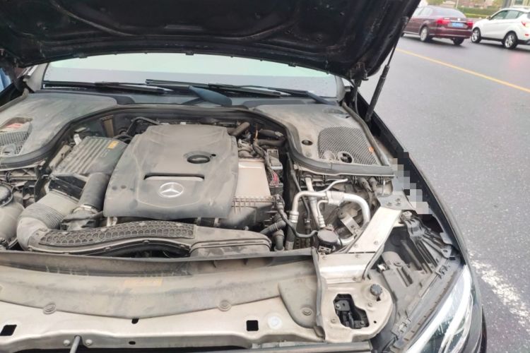 Used Mercedes-Benz E-Class 2016 E 200 L Sport Edition Engine Bay Left