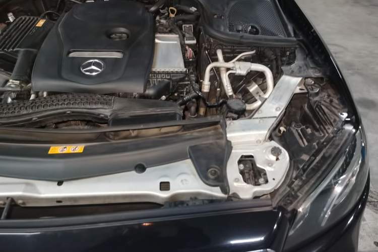 Used Mercedes-Benz E-Class 2016 E 200 L Sport Edition Engine Bay Left