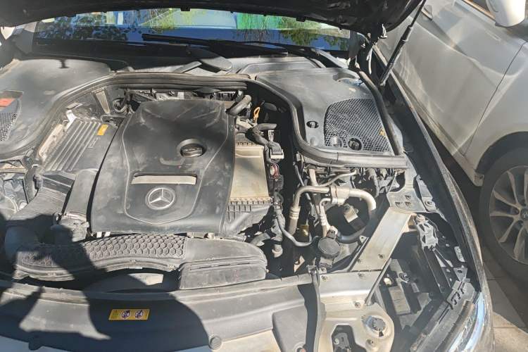 Used Mercedes-Benz E-Class 2016 E 200 L Sport Edition Engine Bay Left