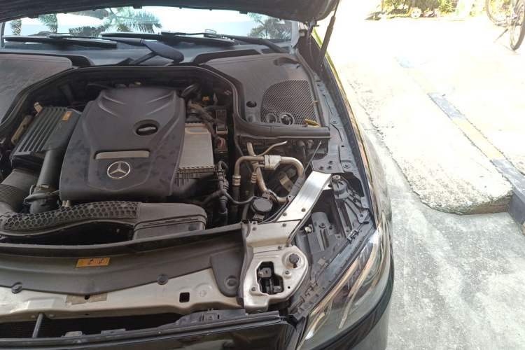 Used Mercedes-Benz E-Class 2016 E 300 L Sporty and Stylish Model Engine Bay Left