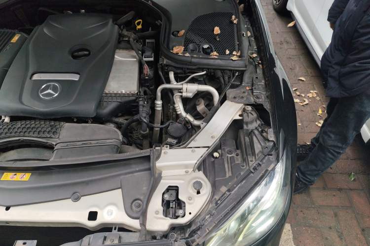 Used Mercedes-Benz E-Class 2016 E 200 L Sport Edition Engine Bay Left