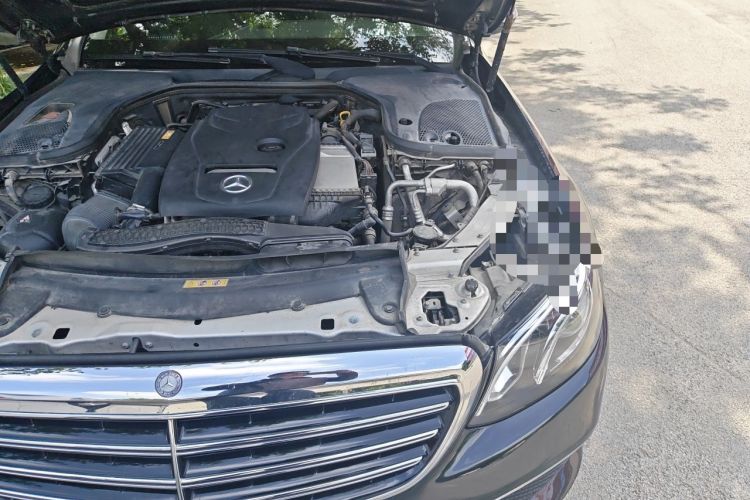 Used Mercedes-Benz E-Class 2016 E 200 L Engine Bay Left