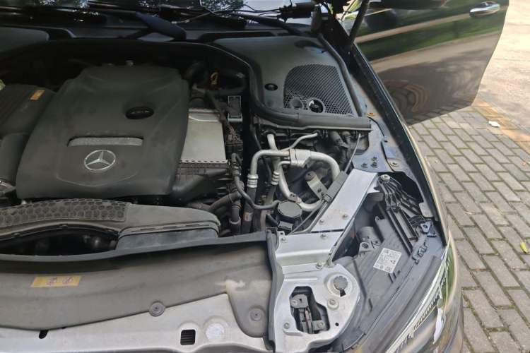 Used Mercedes-Benz E-Class 2016 E 300 L Stylish Model Engine Bay Left